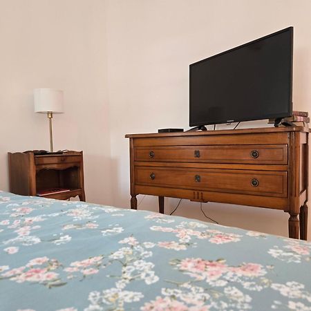 La Tour Noble Bed and Breakfast Saint-Saturnin  Buitenkant foto
