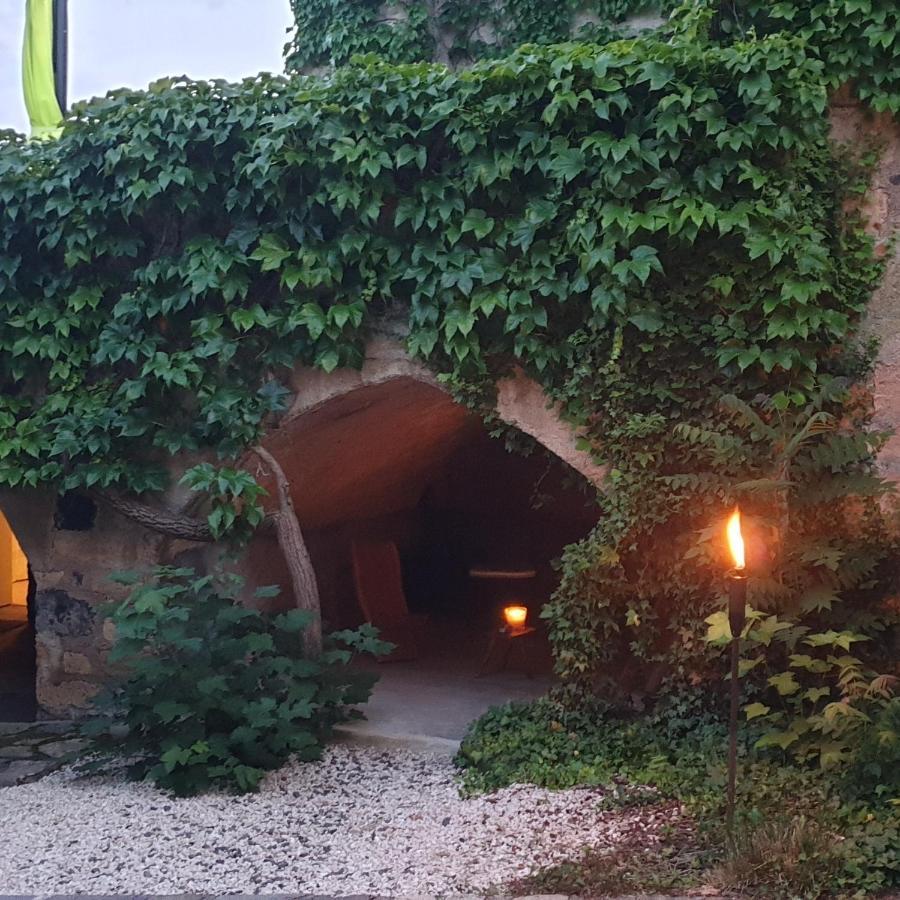 La Tour Noble Bed and Breakfast Saint-Saturnin  Buitenkant foto