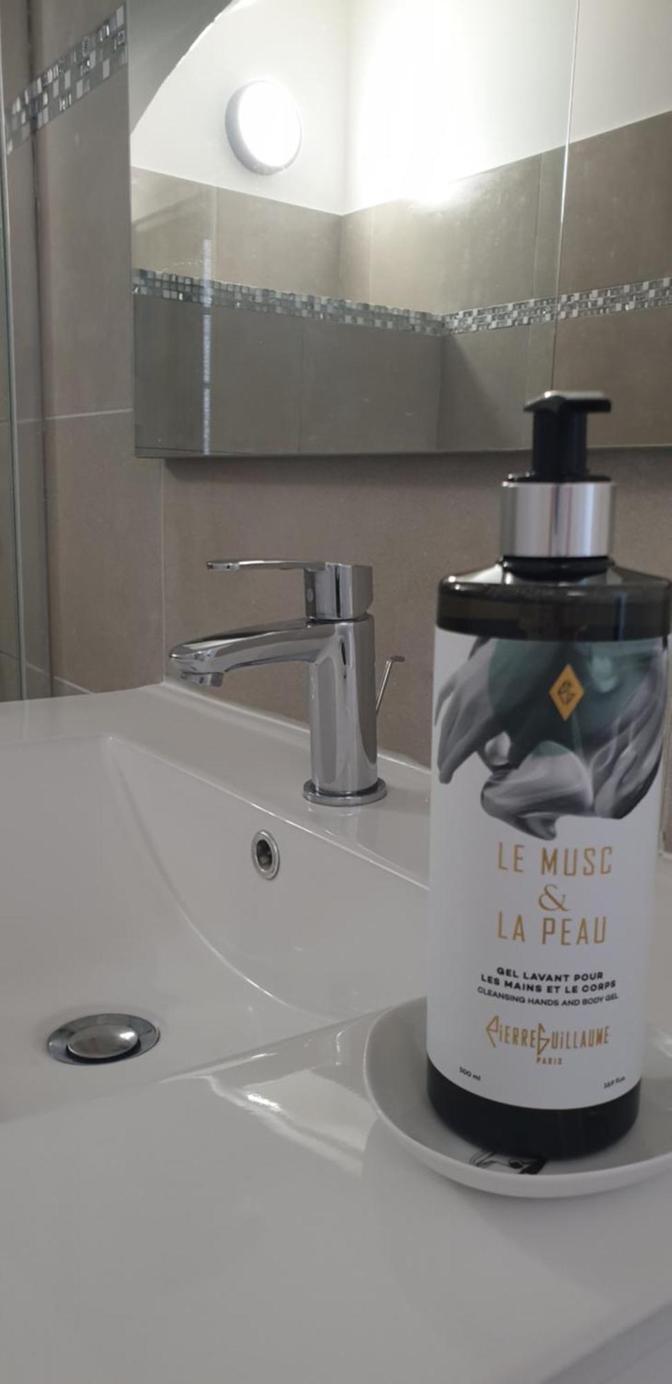 La Tour Noble Bed and Breakfast Saint-Saturnin  Buitenkant foto
