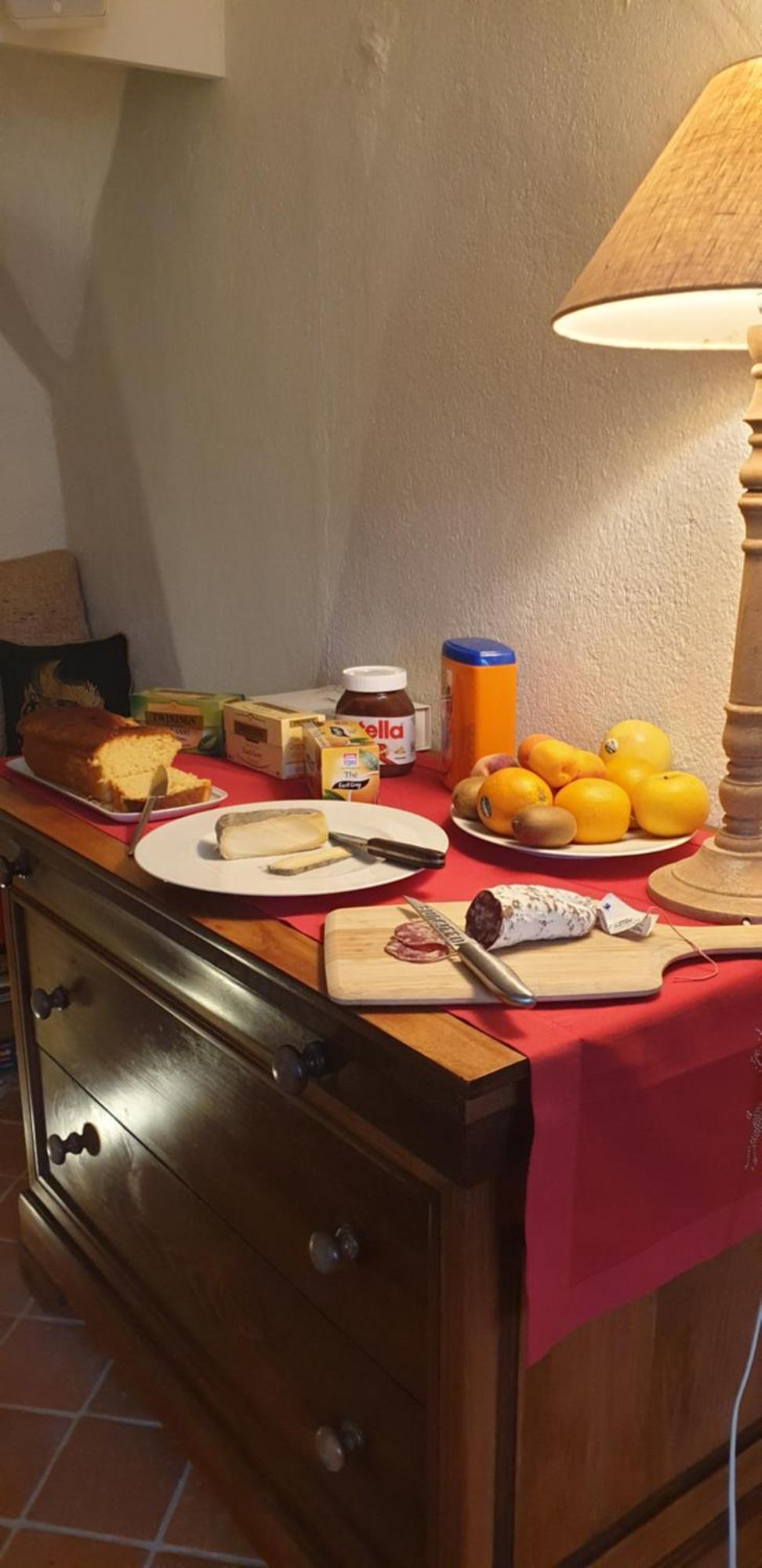 La Tour Noble Bed and Breakfast Saint-Saturnin  Buitenkant foto