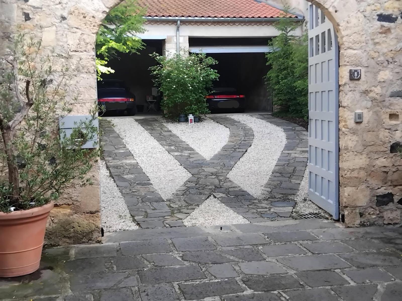 La Tour Noble Bed and Breakfast Saint-Saturnin  Buitenkant foto